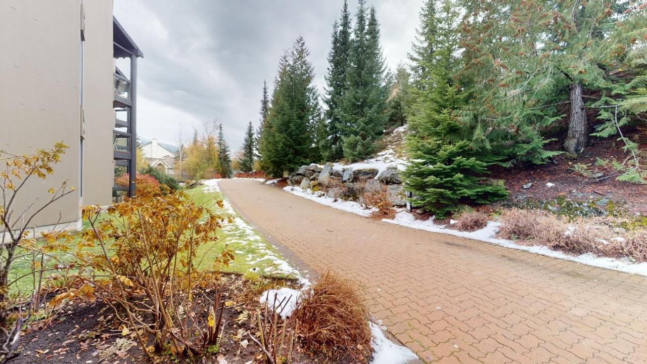 Ironwoods On Blueberry Hill By Whistler Blackcomb Vacation Rentals Eksteriør bilde