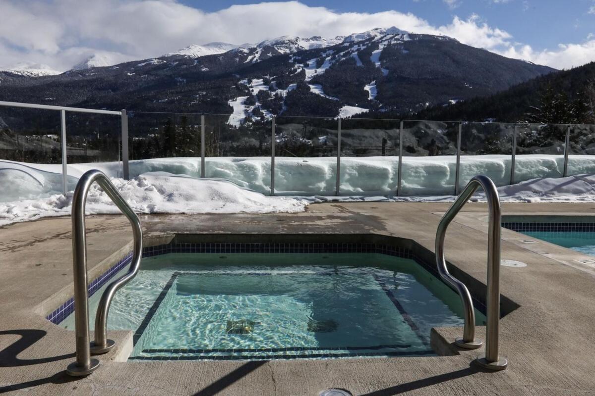Ironwoods On Blueberry Hill By Whistler Blackcomb Vacation Rentals Eksteriør bilde