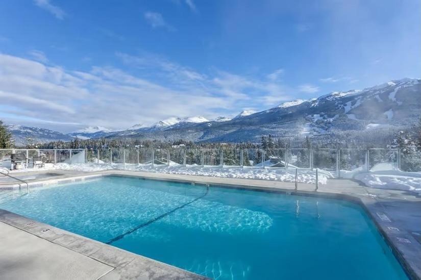 Ironwoods On Blueberry Hill By Whistler Blackcomb Vacation Rentals Eksteriør bilde